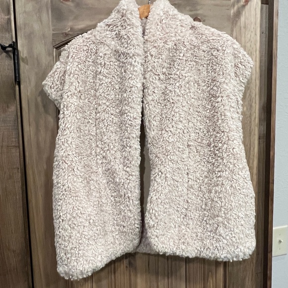 **NEW** NWT Hyacinth House Oversized Aspen Sherpa Vest XL - Picture 4 of 8